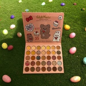 Baby Bear Eyeshadow Pallet